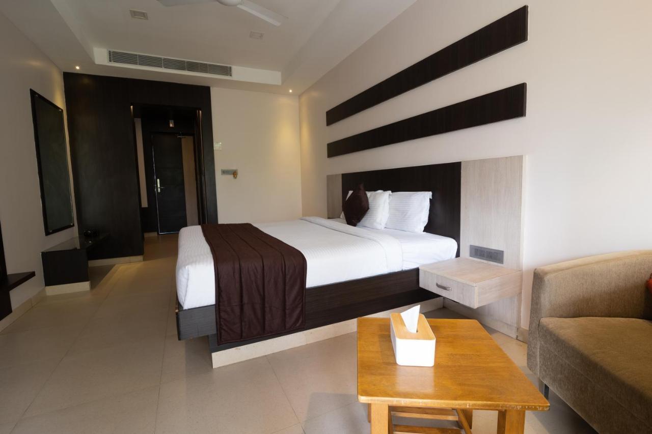 D Wayfarer Inn Resort Erode Exteriér fotografie